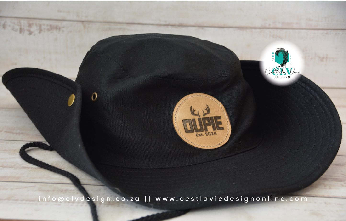 BUSH HAT WITH LEATHER ENGRAVED PATCH (ADULTS)