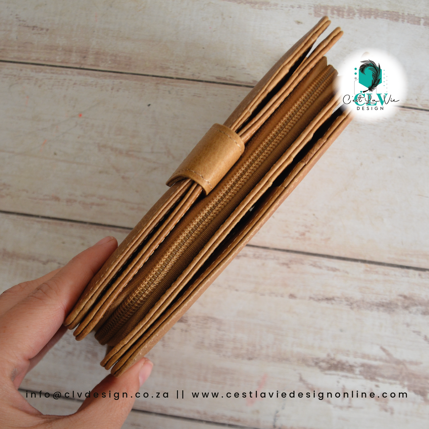 GENIUNE LEATHER LADIES BOOK WALLET (TAN)