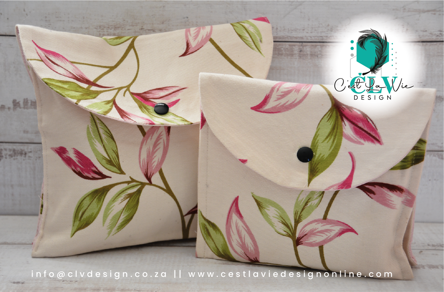 POUCH STYLE MAKEUP BAG