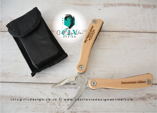 MULTI TOOL WITH WOODEN HANDLE