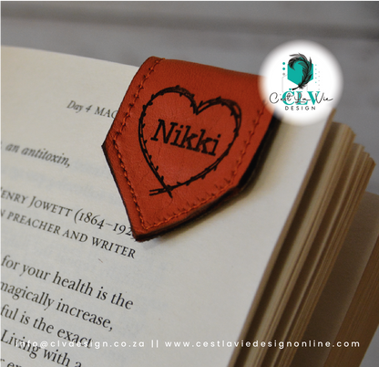 MAGNETIC LEATHER BOOKMARK