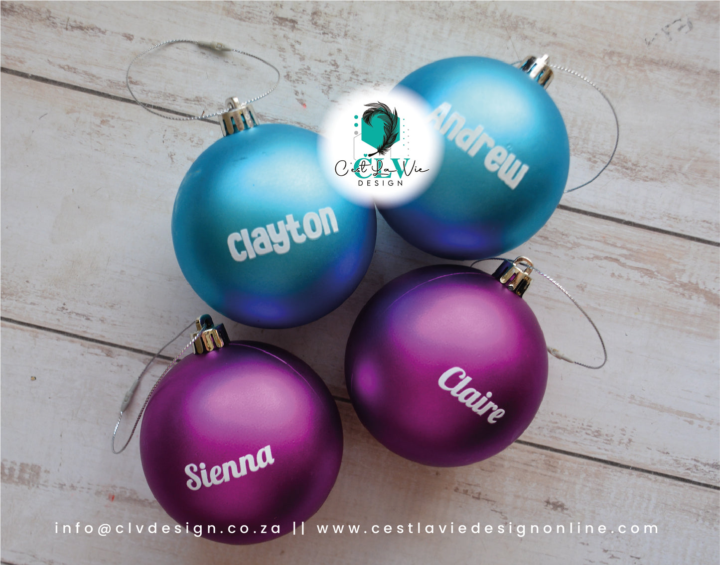 PERSONALISED CHRISTMAS (8CM) BAUBLES