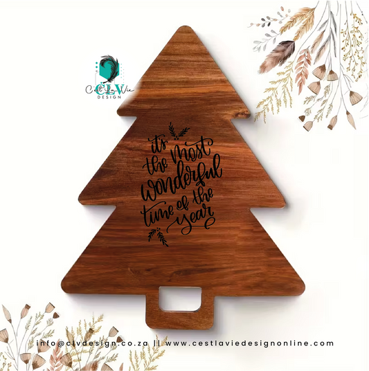 ACACIA CHRISTMAS TREE CUTTING BOARD