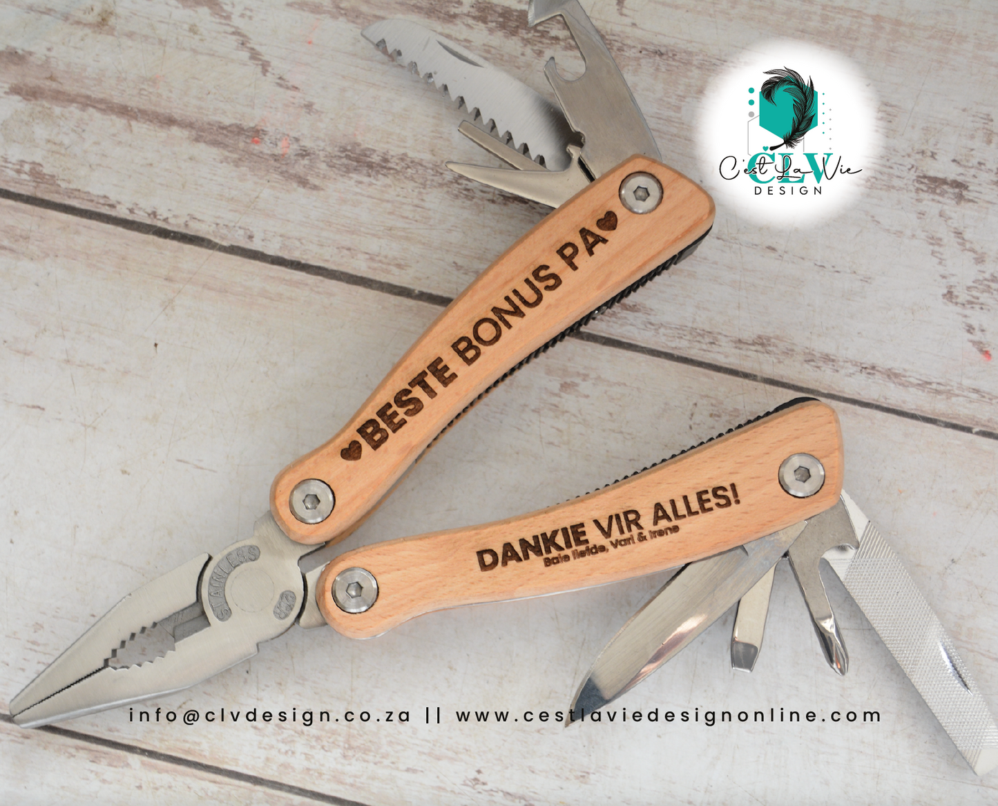 MULTI TOOL WITH WOODEN HANDLE