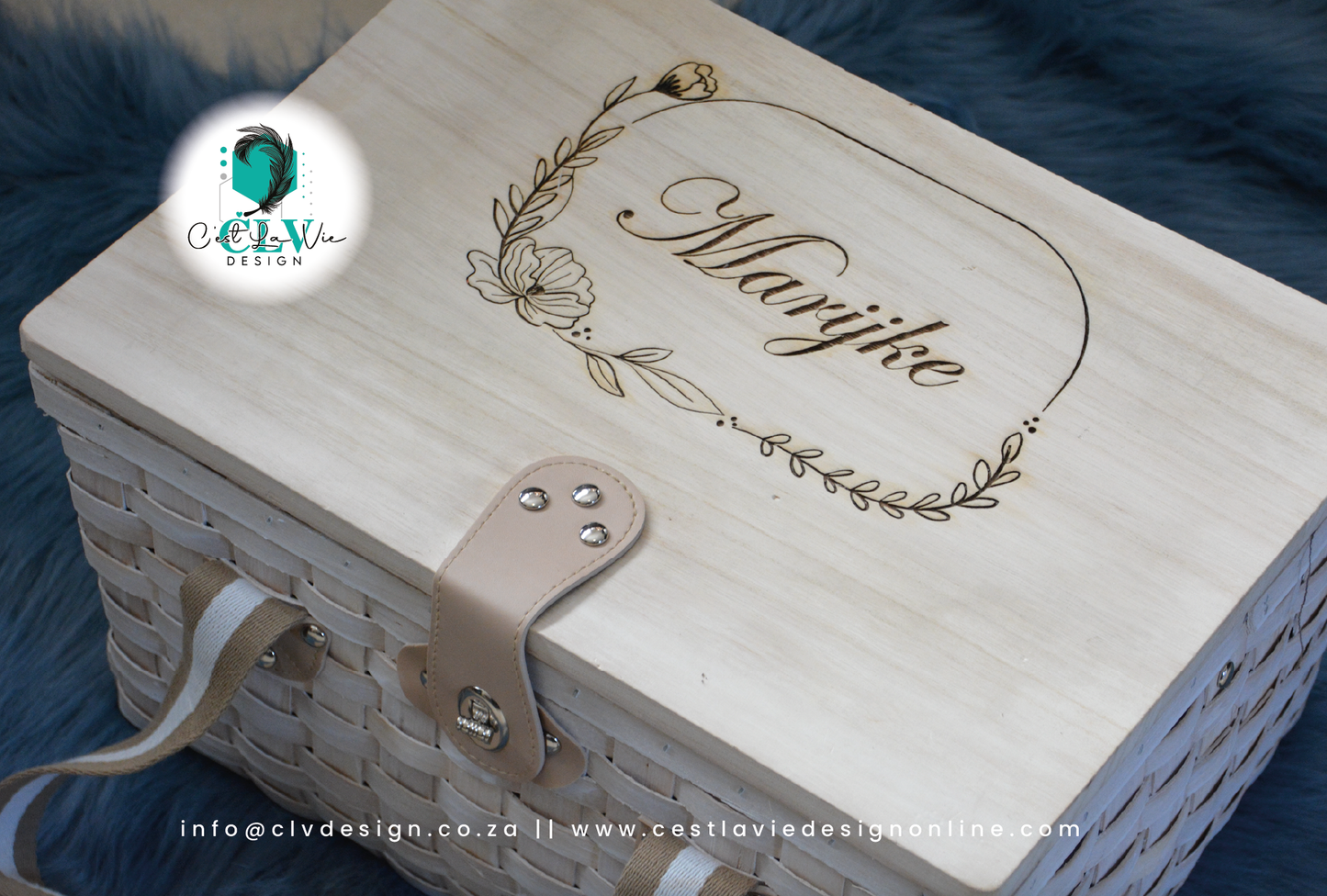 WOODEN PICNIC BASKET (2 PERSON)